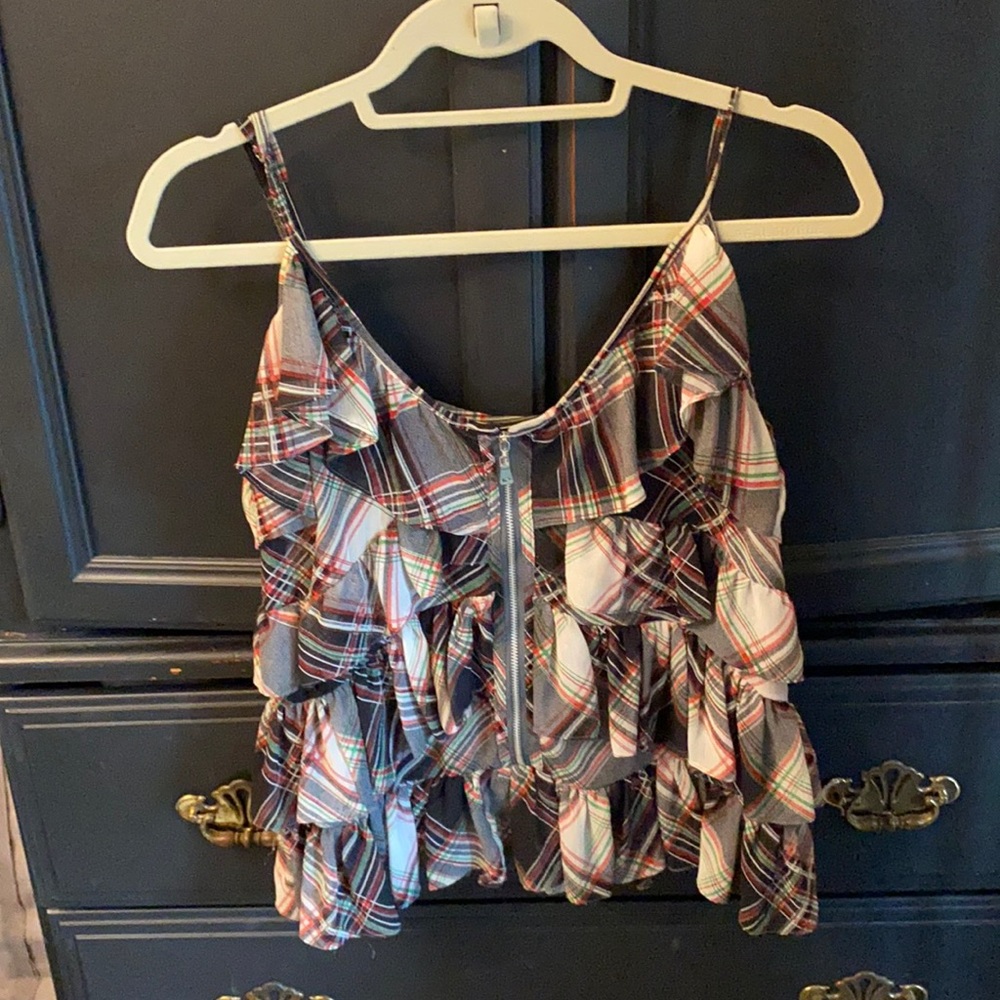 Ladies top / blouse / spaghetti strap ruffles